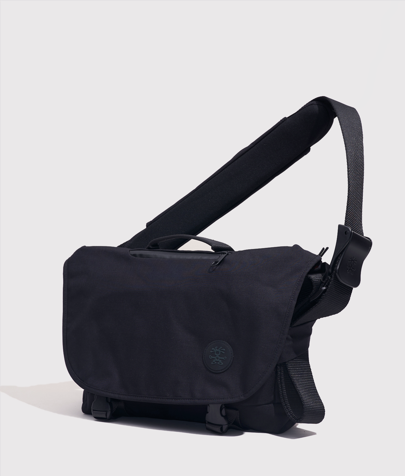 | Colour: Black