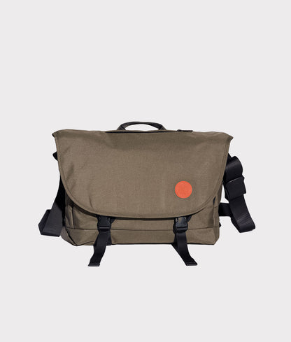 | Colour: Trek Green